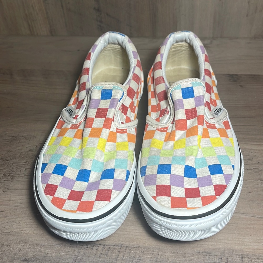 Used multi color Vans size 1.5